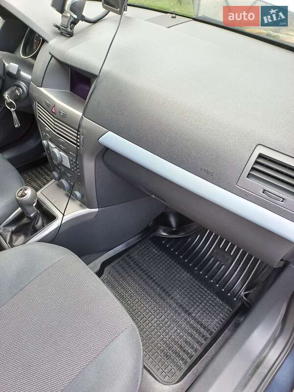 Универсал Opel Astra 2006 в Коломые фото 17 Универсал Opel Astra 2006 в Коломые