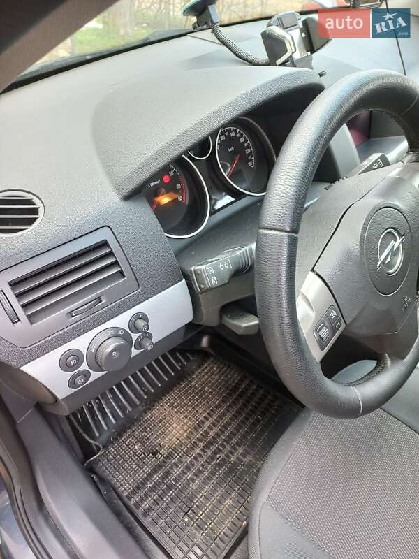 Универсал Opel Astra 2006 в Коломые фото 18 Универсал Opel Astra 2006 в Коломые