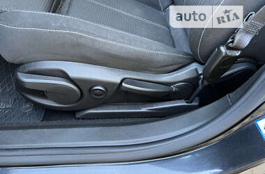 Универсал Opel Astra 2012 в 