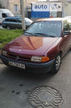 Седан Opel Astra 1993 в Луцке