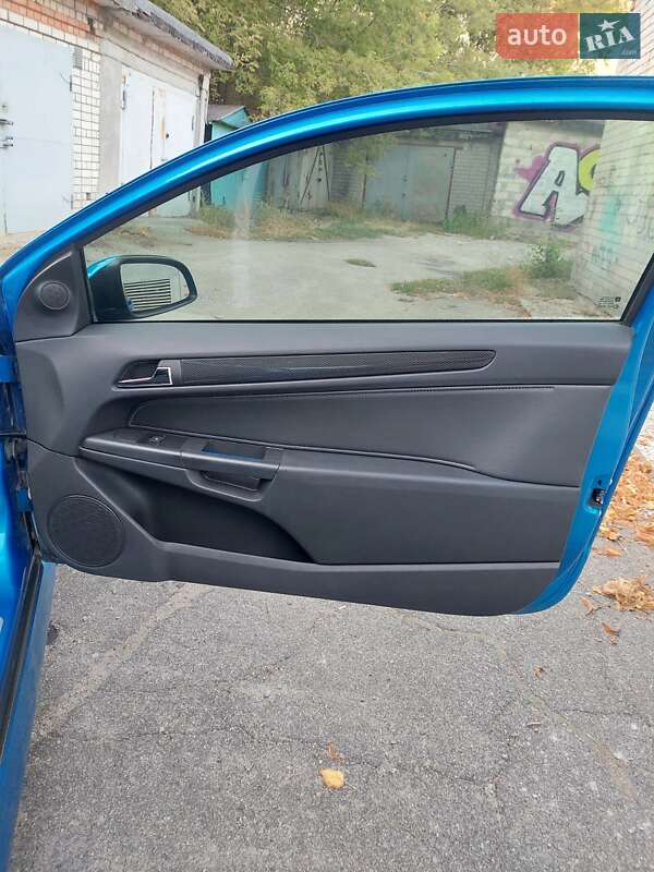 Хетчбек Opel Astra 2006 в Дніпрі