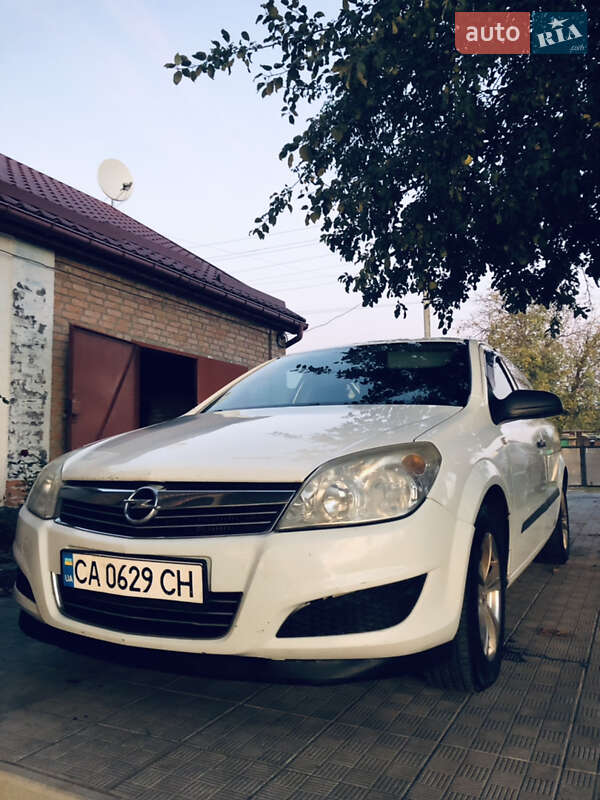 Opel Astra 2007