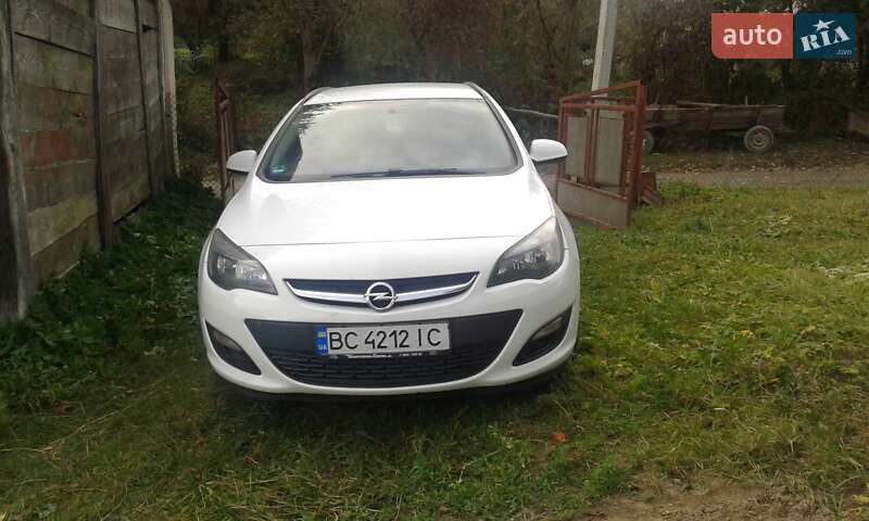 Универсал Opel Astra 2014 в Золочеве