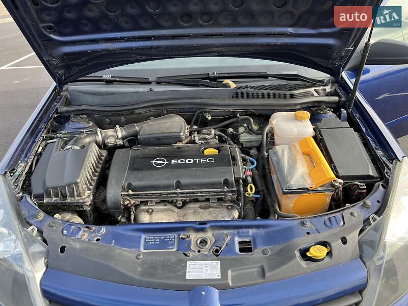 Универсал Opel Astra 2004 в Виннице