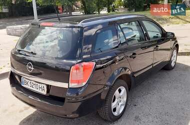 Универсал Opel Astra 2008 в 