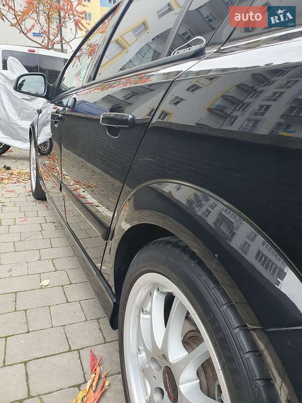 Хэтчбек Opel Astra 2011 в Ивано-Франковске