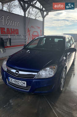 Универсал Opel Astra 2009 в Черновцах