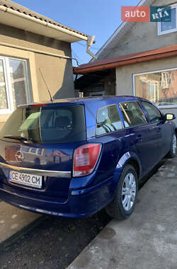 Универсал Opel Astra 2009 в Черновцах