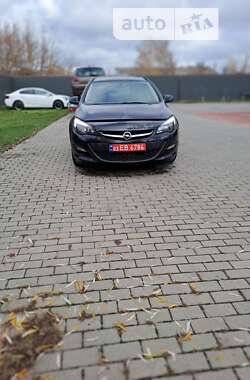 Универсал Opel Astra 2014 в Радивилове