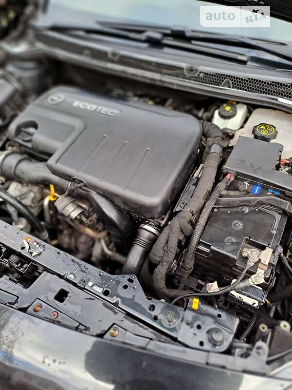 Универсал Opel Astra 2014 в Радивилове