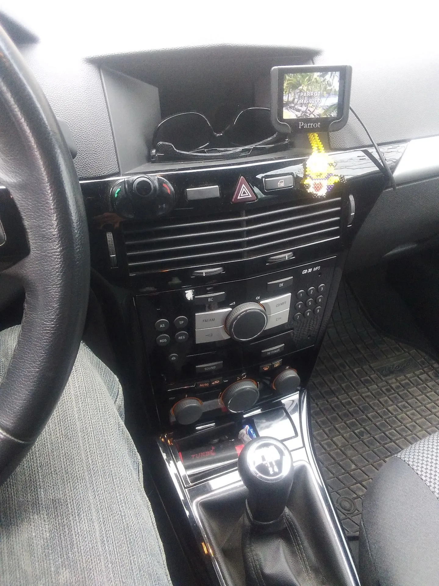 2010 Opel Astra - мініатюра 9