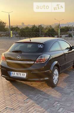 Купе Opel Astra 2006 в Харькове