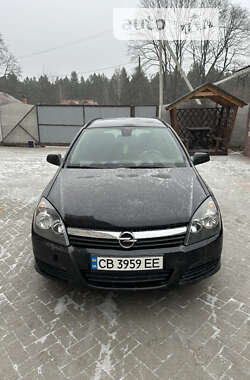 Універсал Opel Astra 2005 в Чернігові