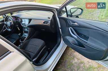 Универсал Opel Astra 2016 в 