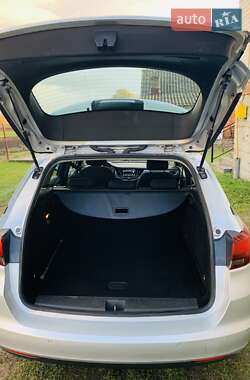 Универсал Opel Astra 2016 в 