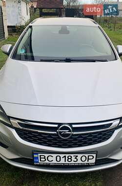 Универсал Opel Astra 2016 в 