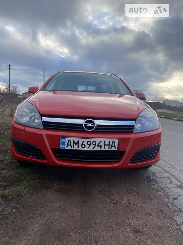 Универсал Opel Astra 2006 в Овруче