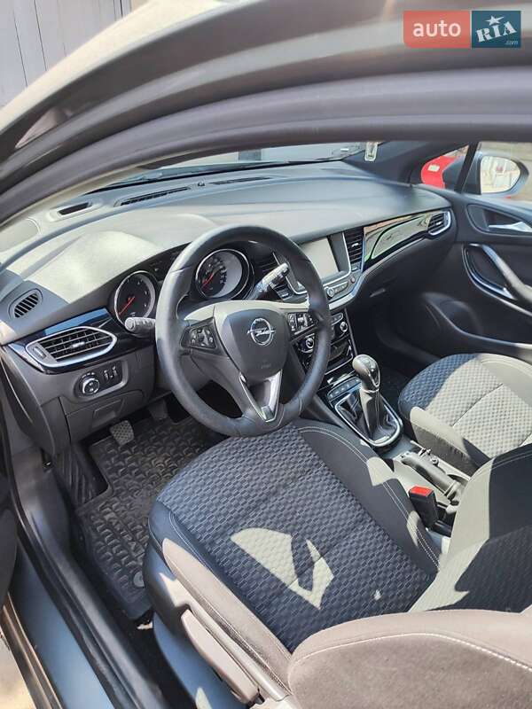 Хетчбек Opel Astra 2017 в Овручі