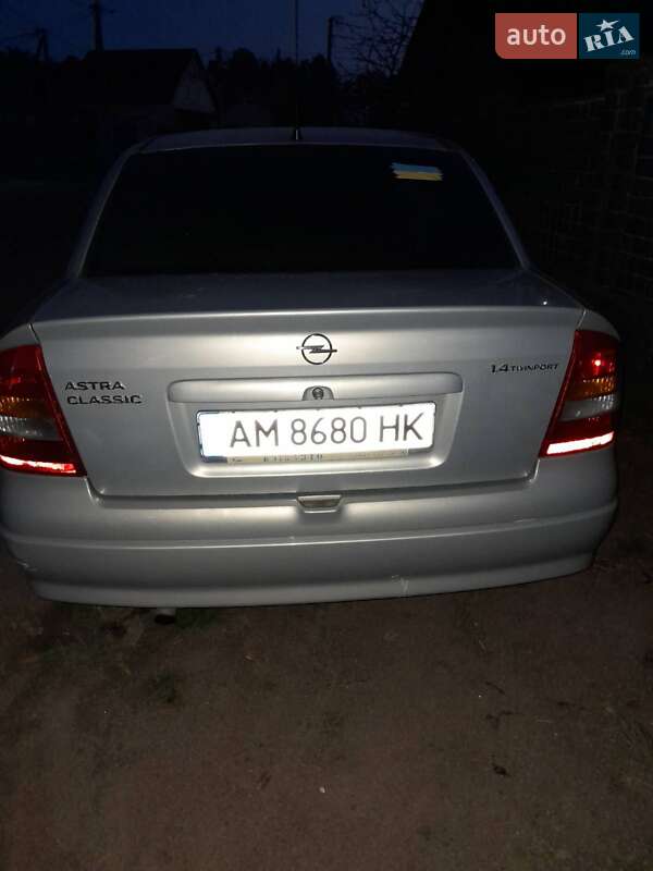 Седан Opel Astra 2006 в Житомире