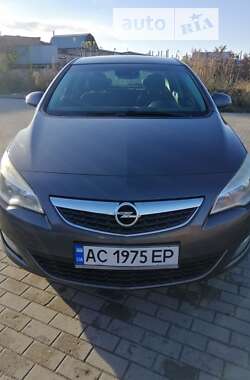 Хетчбек Opel Astra 2011 в Луцьку