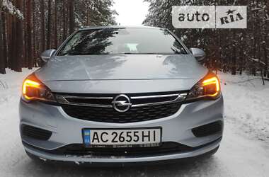 Универсал Opel Astra 2016 в Старой Выжевке
