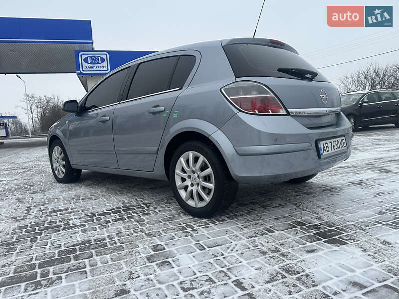 Хэтчбек Opel Astra 2009 в Тульчине фото 3 Хэтчбек Opel Astra 2009 в Тульчине