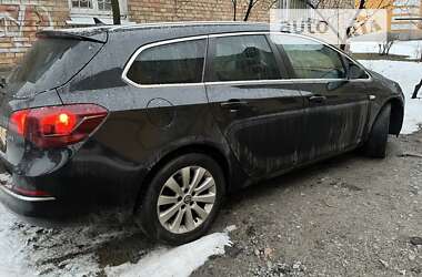 Універсал Opel Astra 2014 в Києві