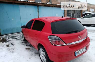 Хэтчбек Opel Astra 2013 в Полтаве