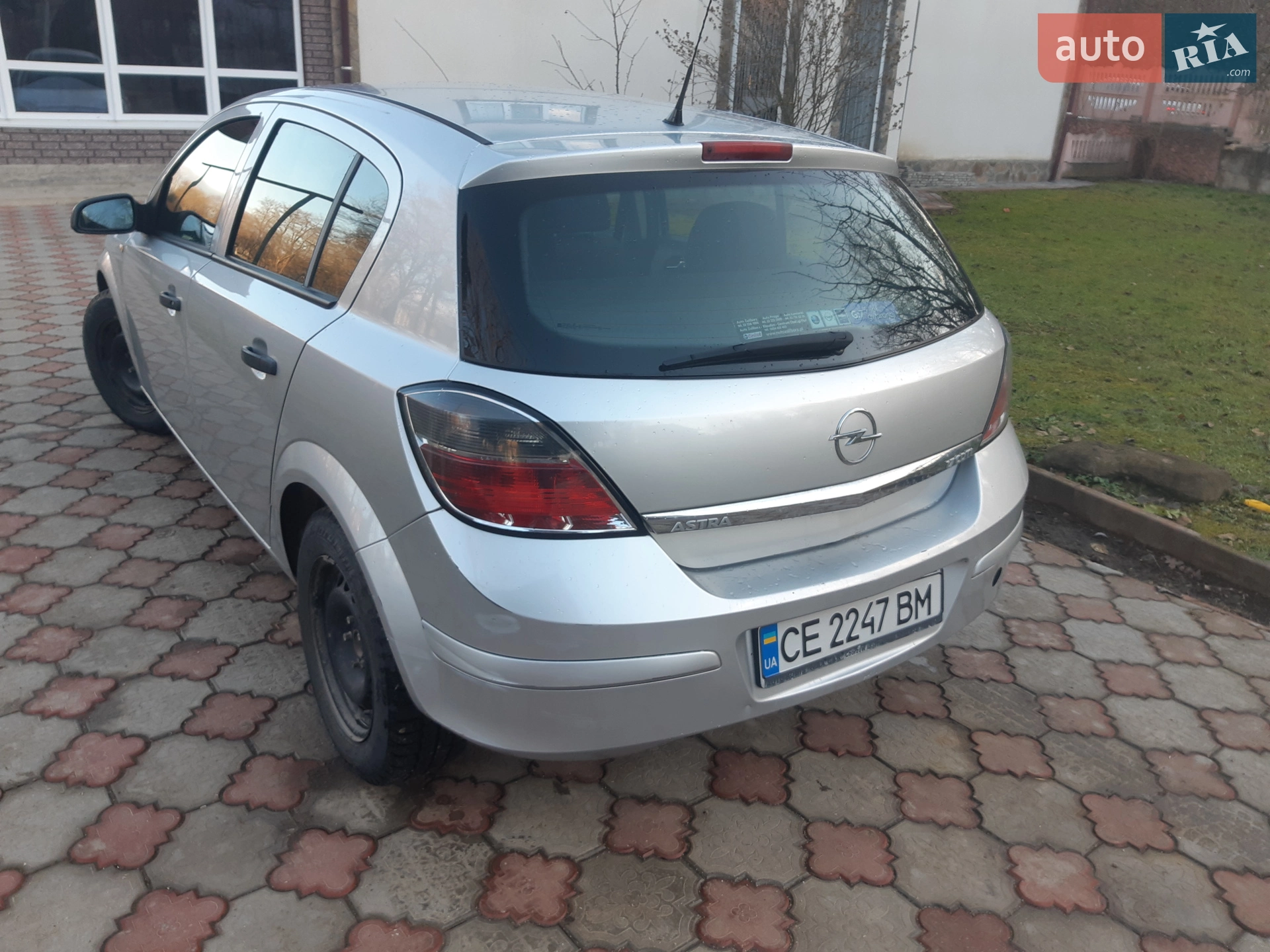 2011 Opel Astra - мініатюра 2