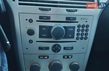 Универсал Opel Astra 2007 в 