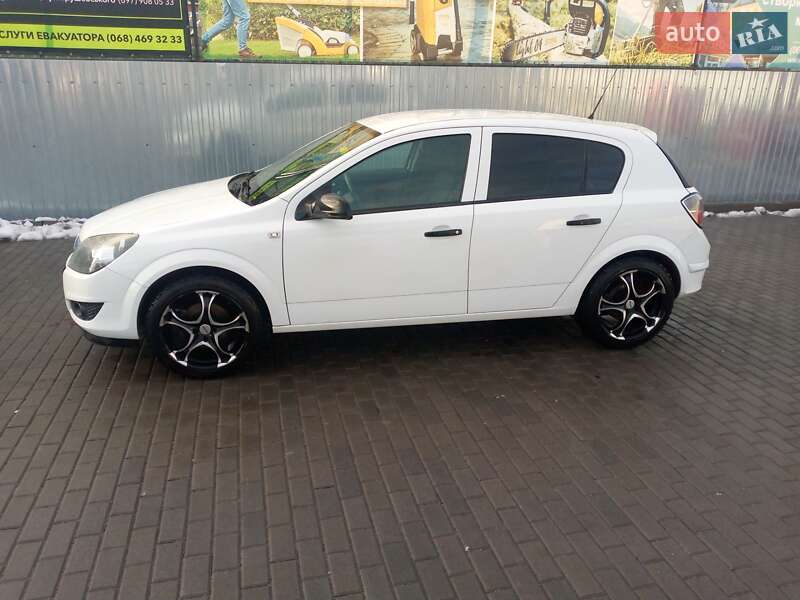 Opel Astra 2009