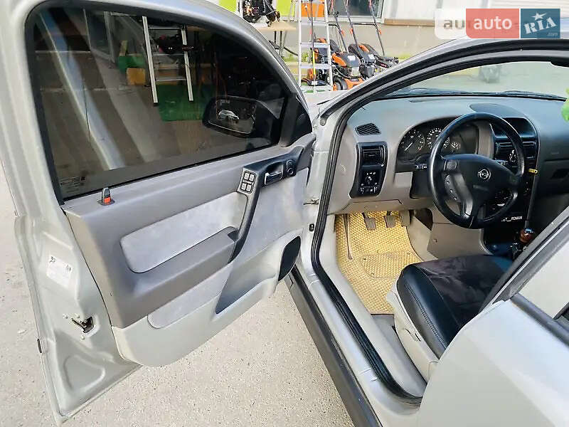 Хетчбек Opel Astra 2000 в Лубнах