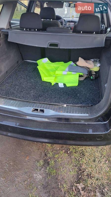 Универсал Opel Astra 2006 в Рогатине