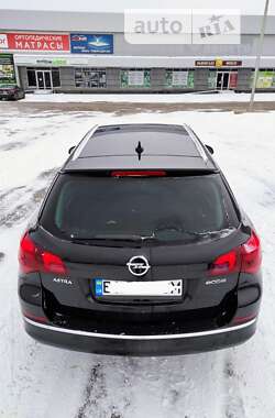 Універсал Opel Astra 2013 в Полтаві