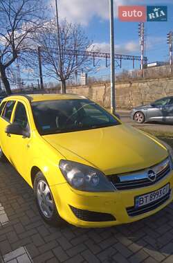 Универсал Opel Astra 2010 в Киеве