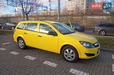 Универсал Opel Astra 2010 в Киеве