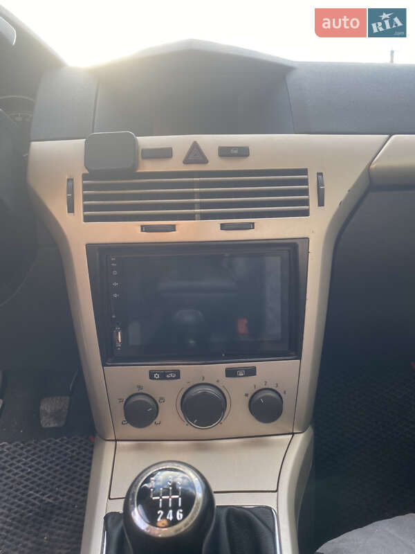 Універсал Opel Astra 2007 в Білій Церкві