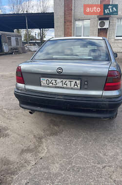 Седан Opel Astra 1992 в Львове