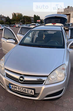 Універсал Opel Astra 2008 в Житомирі