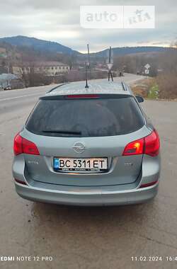 Универсал Opel Astra 2011 в Турке