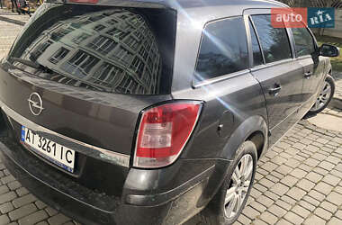 Универсал Opel Astra 2009 в 