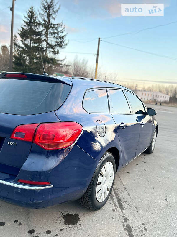 Универсал Opel Astra 2013 в Дрогобыче фото 5 Универсал Opel Astra 2013 в Дрогобыче