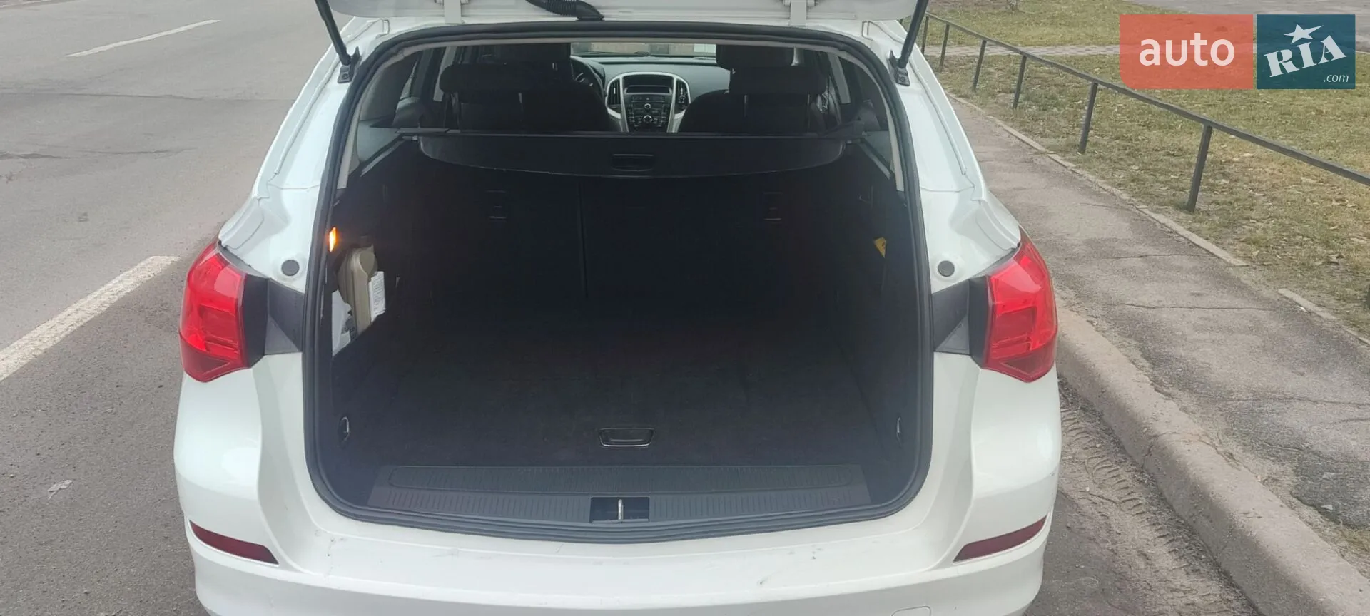 2012 Opel Astra - мініатюра 10