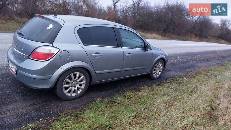 Opel Astra 2004
