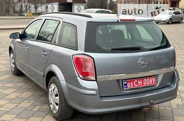 Универсал Opel Astra 2007 в Владимир-Волынском