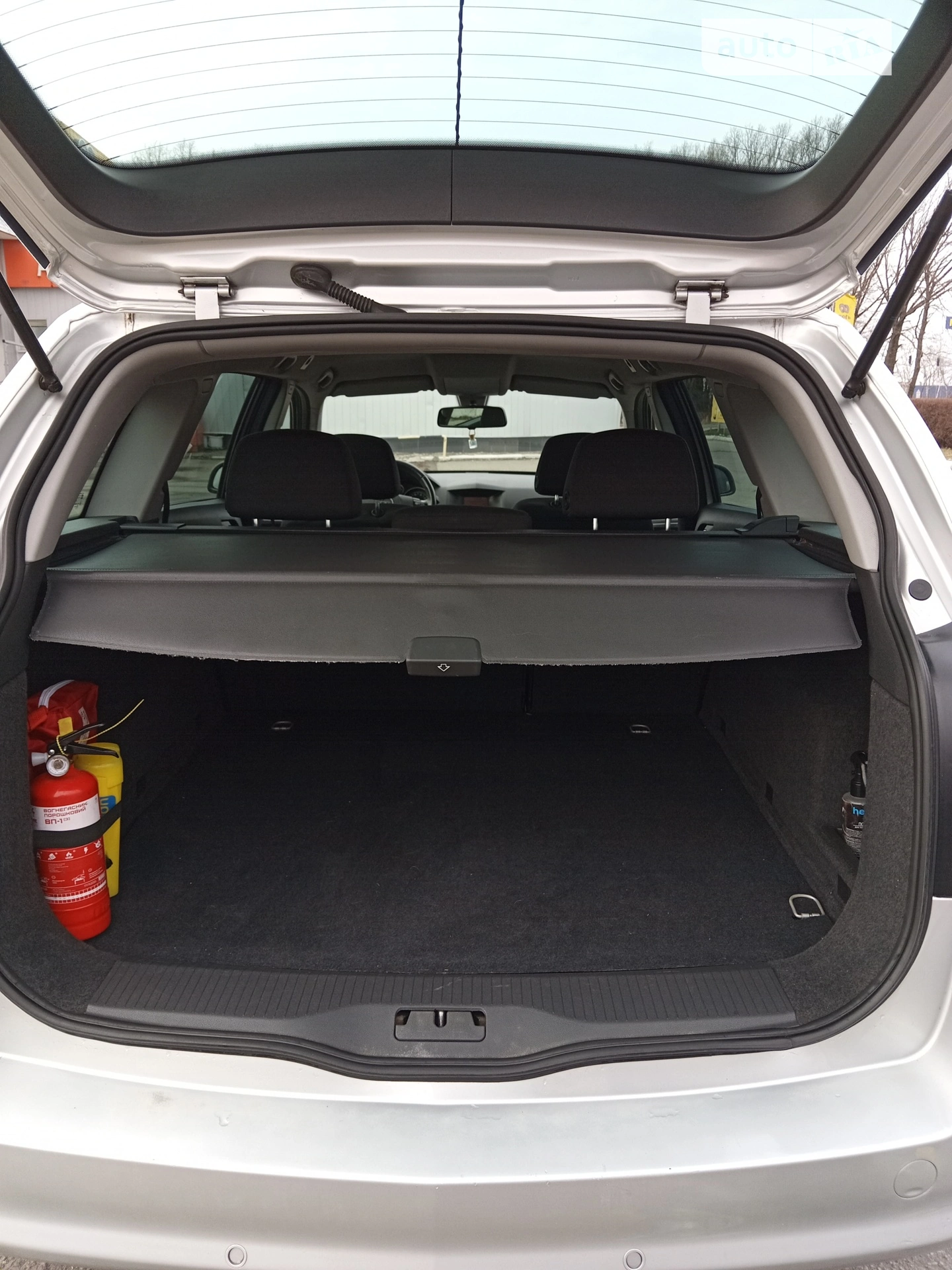 2010 Opel Astra - мініатюра 11