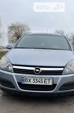 Универсал Opel Astra 2005 в Староконстантинове