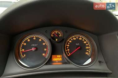 Хэтчбек Opel Astra 2008 в 
