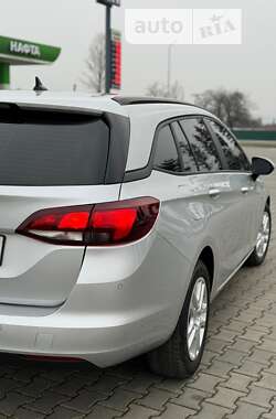 Универсал Opel Astra 2018 в 