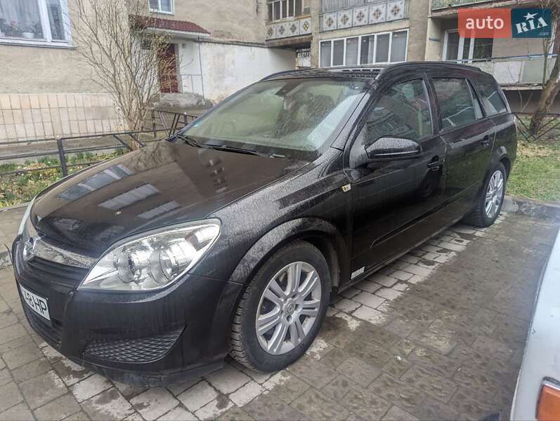Універсал Opel Astra 2008 в Івано-Франківську